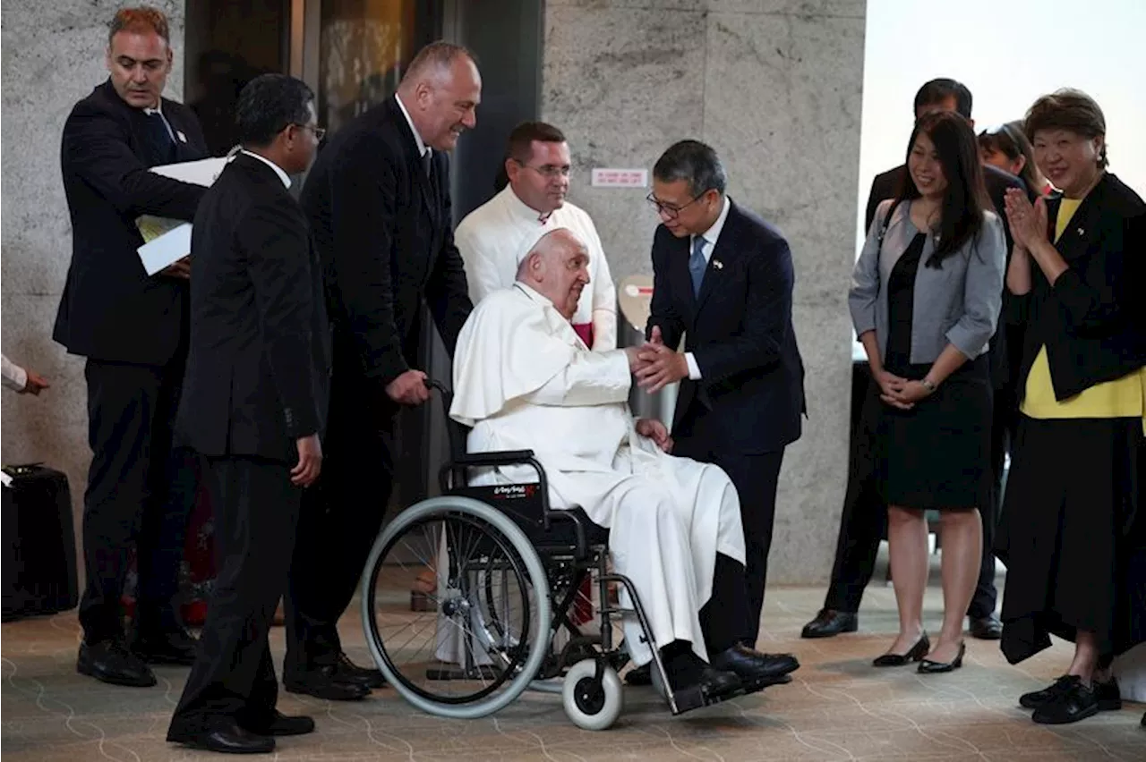 Pope Francis arrives in Singapore, last stop on 12-day tour