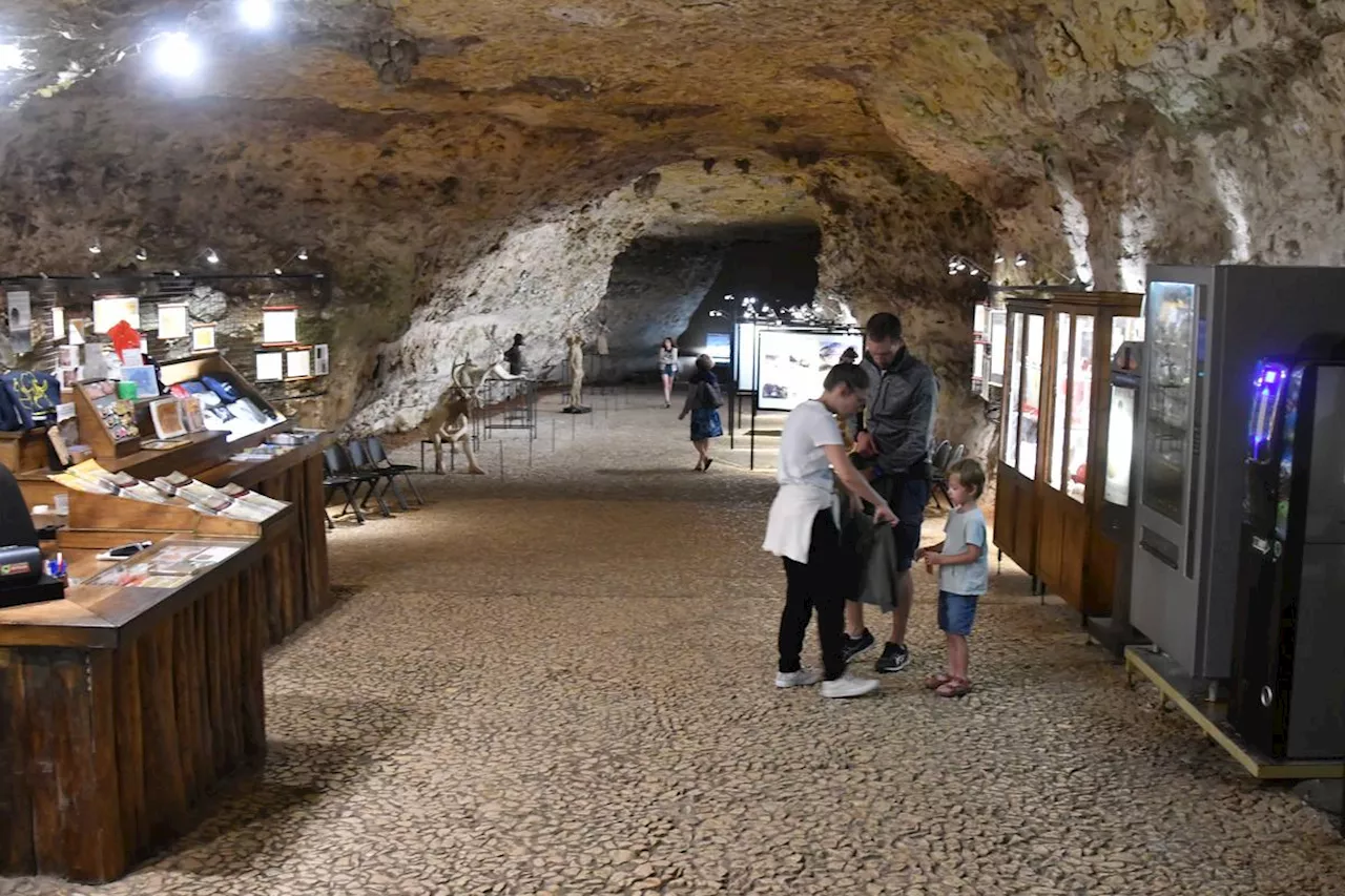 Dordogne : des parties inaccessibles de la grotte de Rouffignac devraient être reproduites