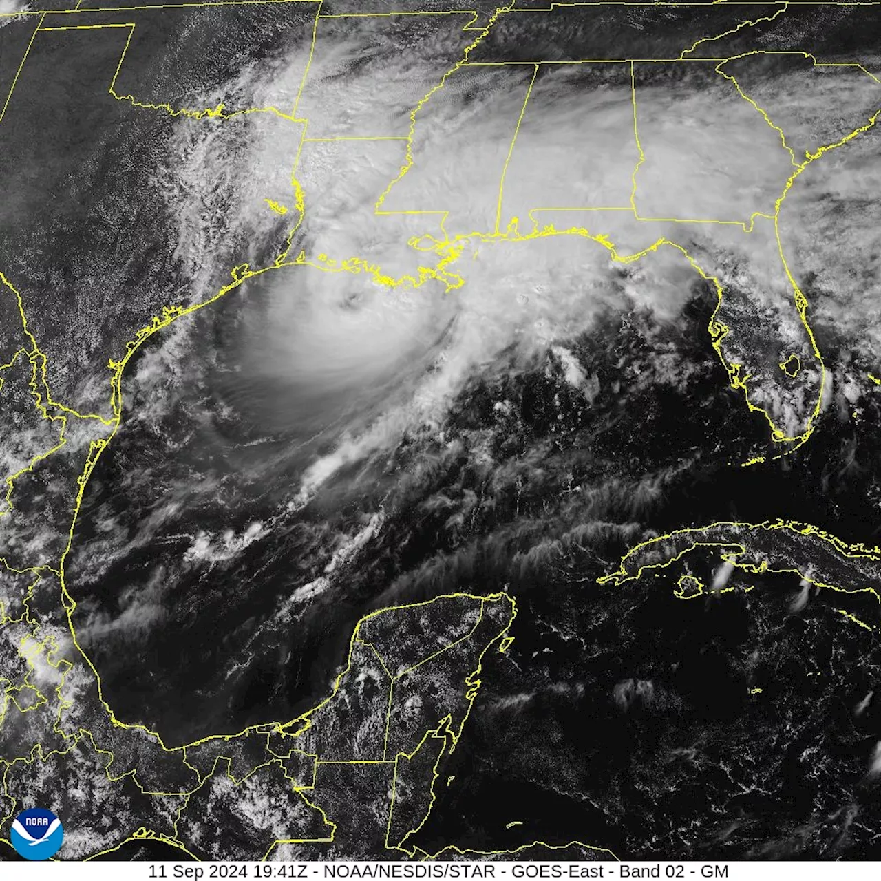 Francine se convierte en huracán categoría 2 en su marcha hacia las costas de Louisiana