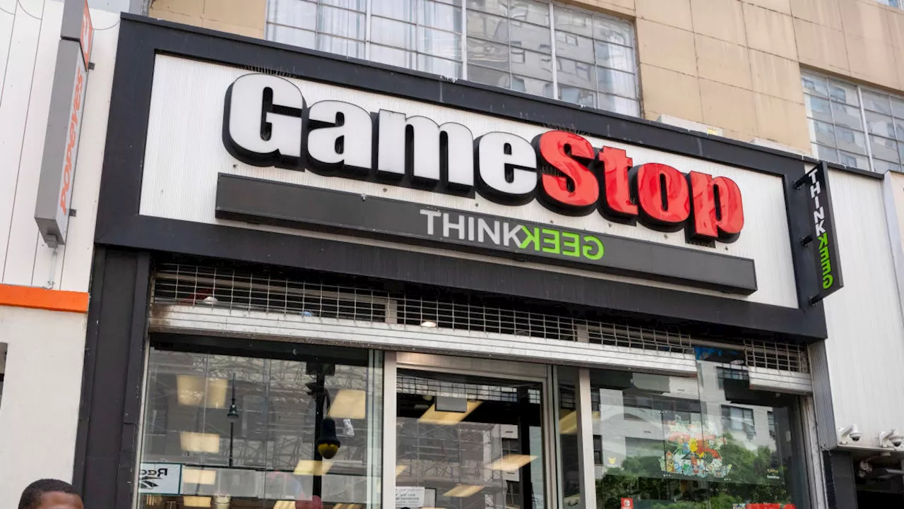 GameStop stock falling on declining Q2 sales