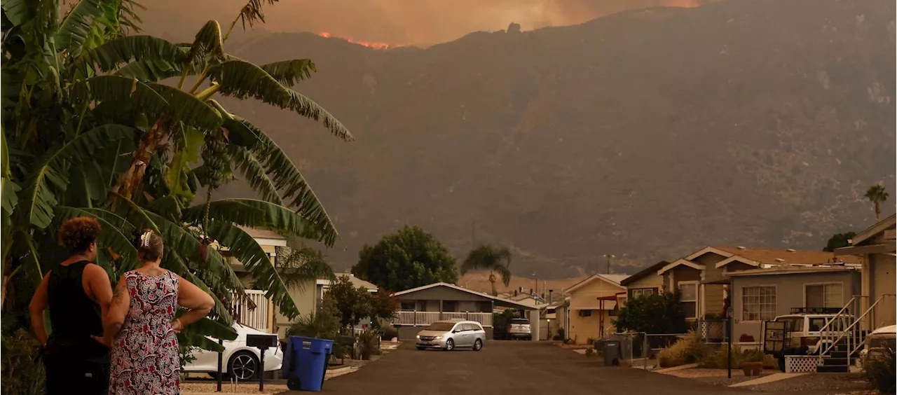 Grandes incendios forestales arrasan sin control en California