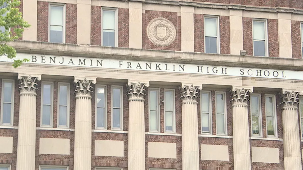 Rochester police: 17-year-old boy arrested for punching officer at Franklin campus