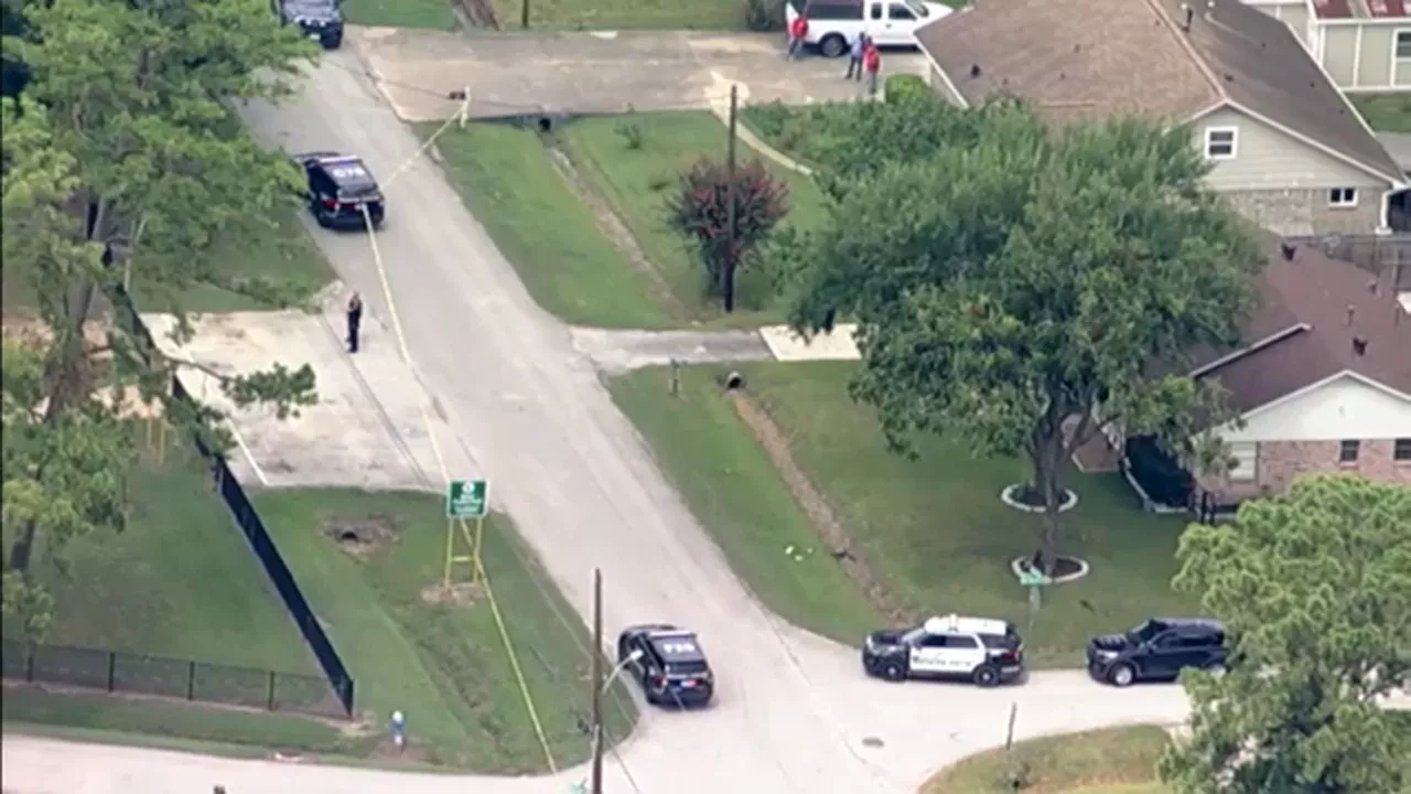 Investigation underway at NW Houston park where at least 2 were fatally shot, HPD says