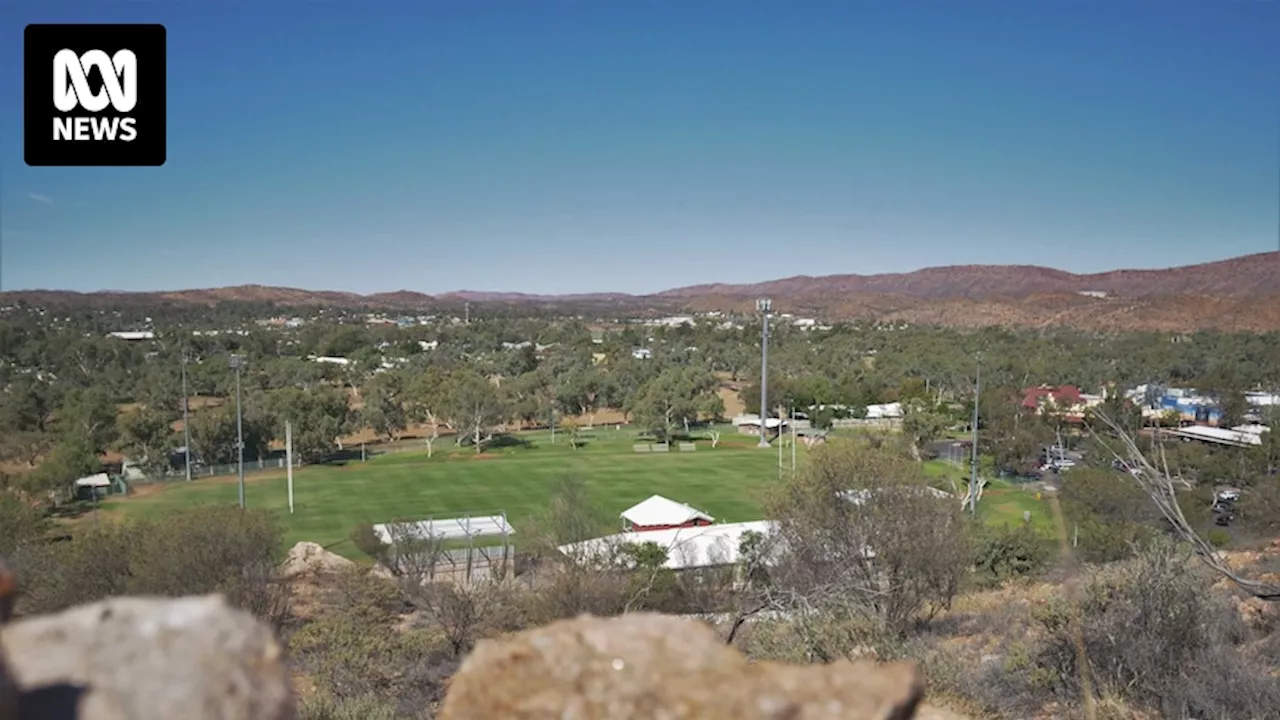 New NT government commits to saving Anzac Oval in Alice Springs as works pause on controversial art gallery