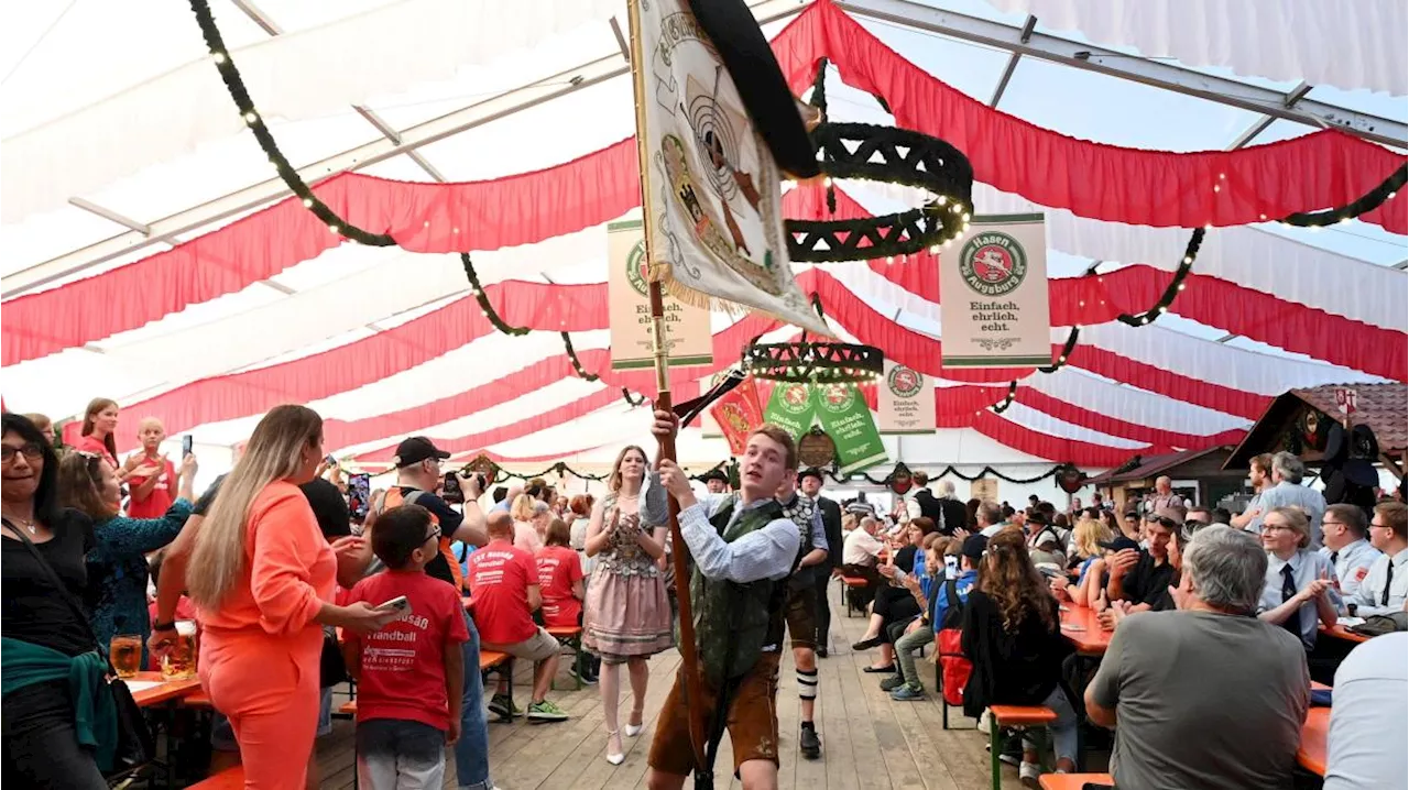 Volksfest Neusäß 2024: Programm, Öffnungszeiten, Fahrgeschäfte