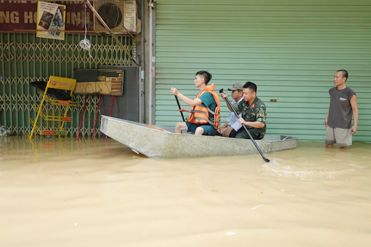 Vietnam death toll climbs to 199 as typhoon’s aftermath brings flash floods and landslides | Hau Dinh & David Rising / The Associated Press