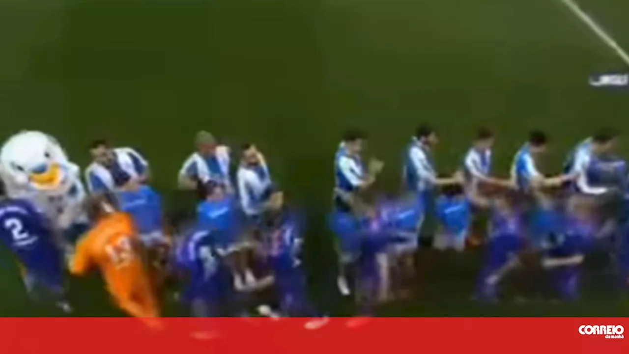 Jogador espanhol declarado culpado por apalpar seios de 'mascote' antes de jogo