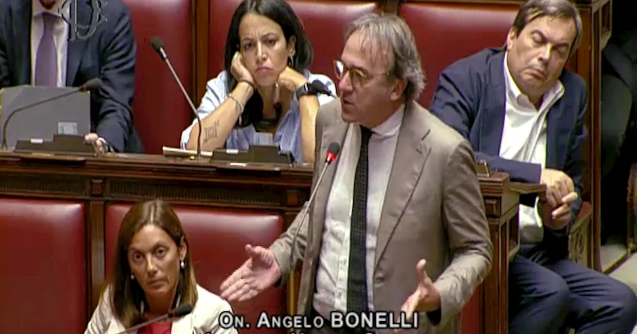 Angelo Bonelli attacca la maggioranza: 'Calpesta la democrazia e i diritti sociali'