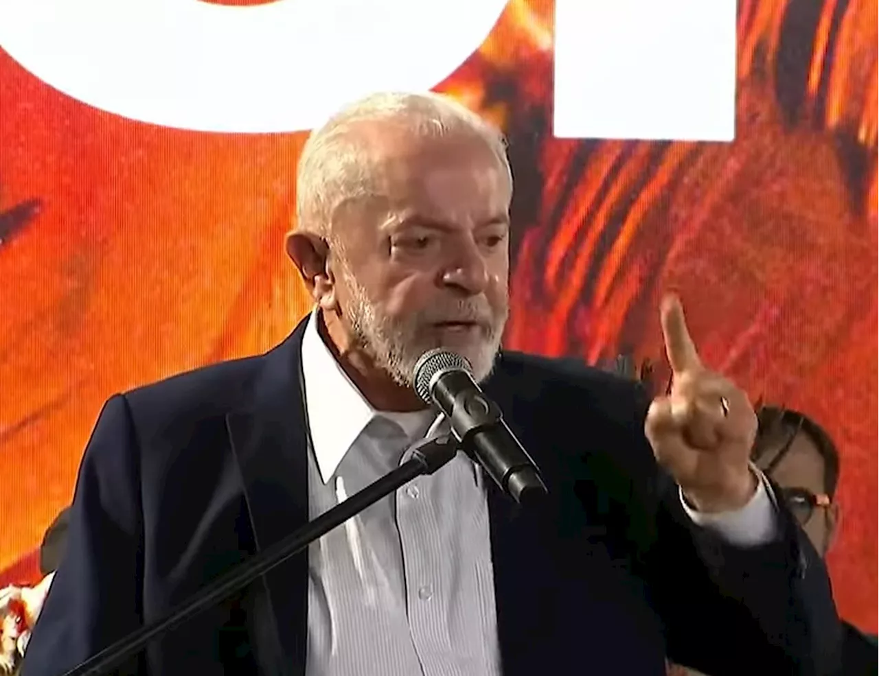 Lula critica Congresso e chama marco temporal de 'atentado aos povos indígenas'