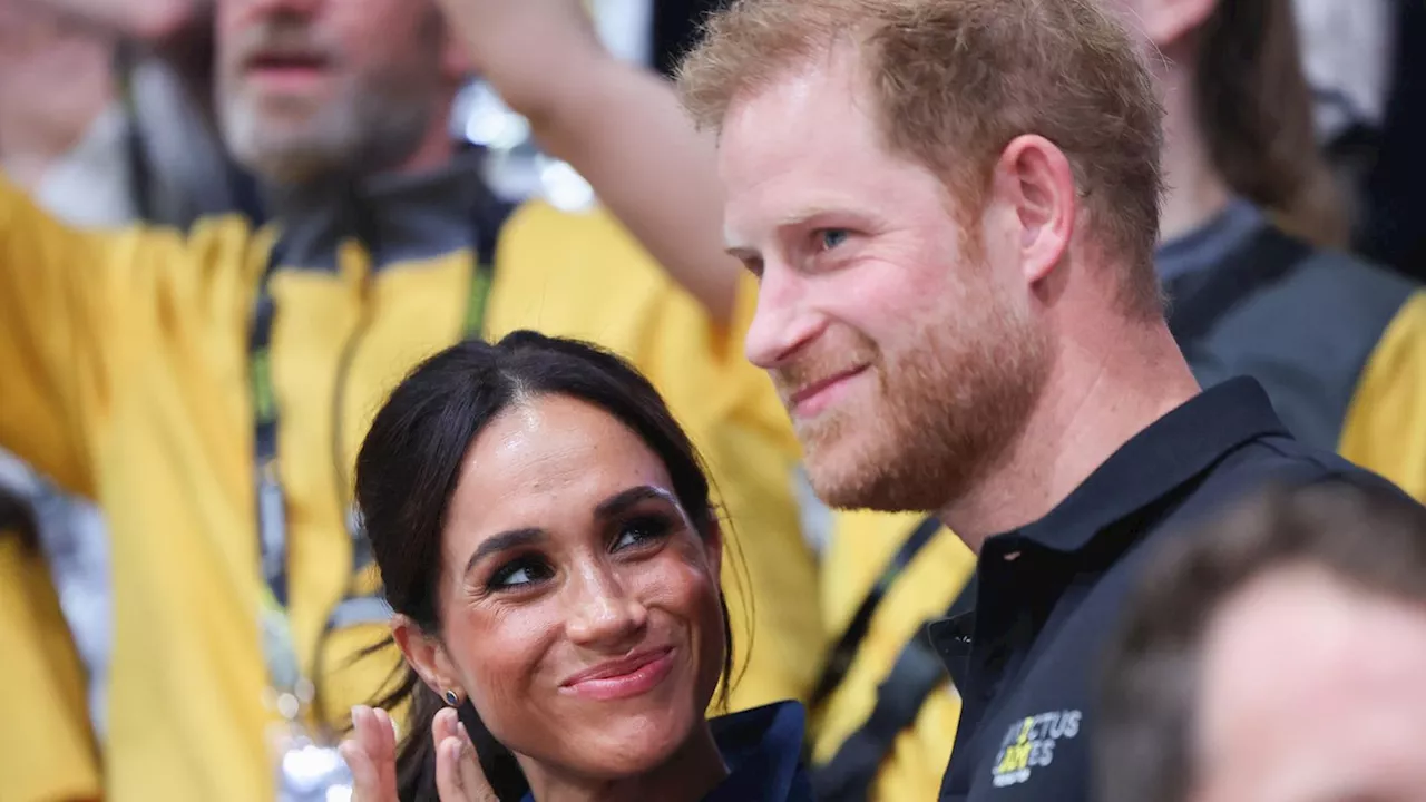 Meghan mit einem besonderen Detail gesichtet: Hat sie eine Botschaft an ihre Kritiker?