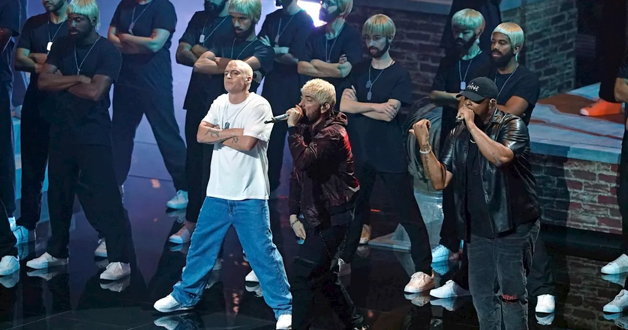 Eminem Opens The VMAs With Reinvention of 2000 'Slim Shady' Performance