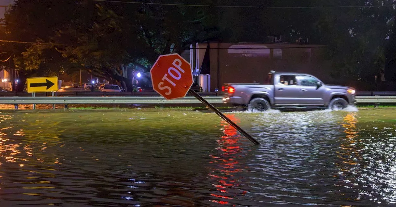 Francine Weakens Moving Inland From Gulf Coast After Hurricane Winds Cause Blackouts