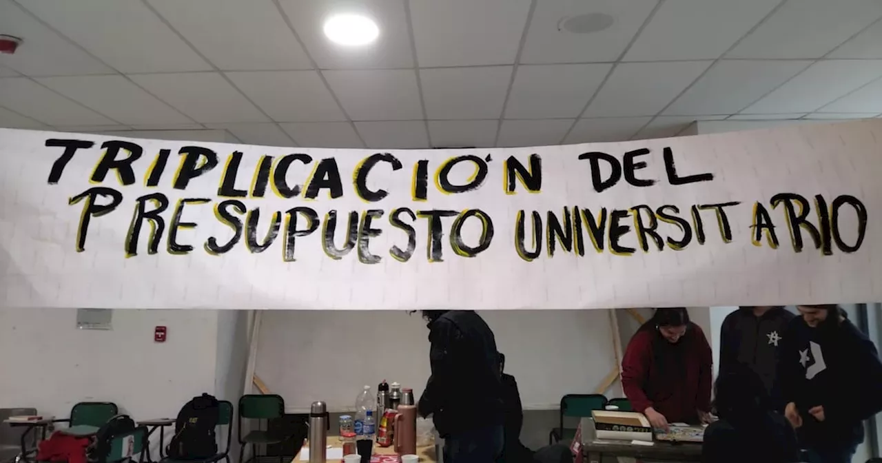 Desfinanciamiento a universidades: estudiantes tomaron un pabellón en la UNC para visibilizar el reclamo