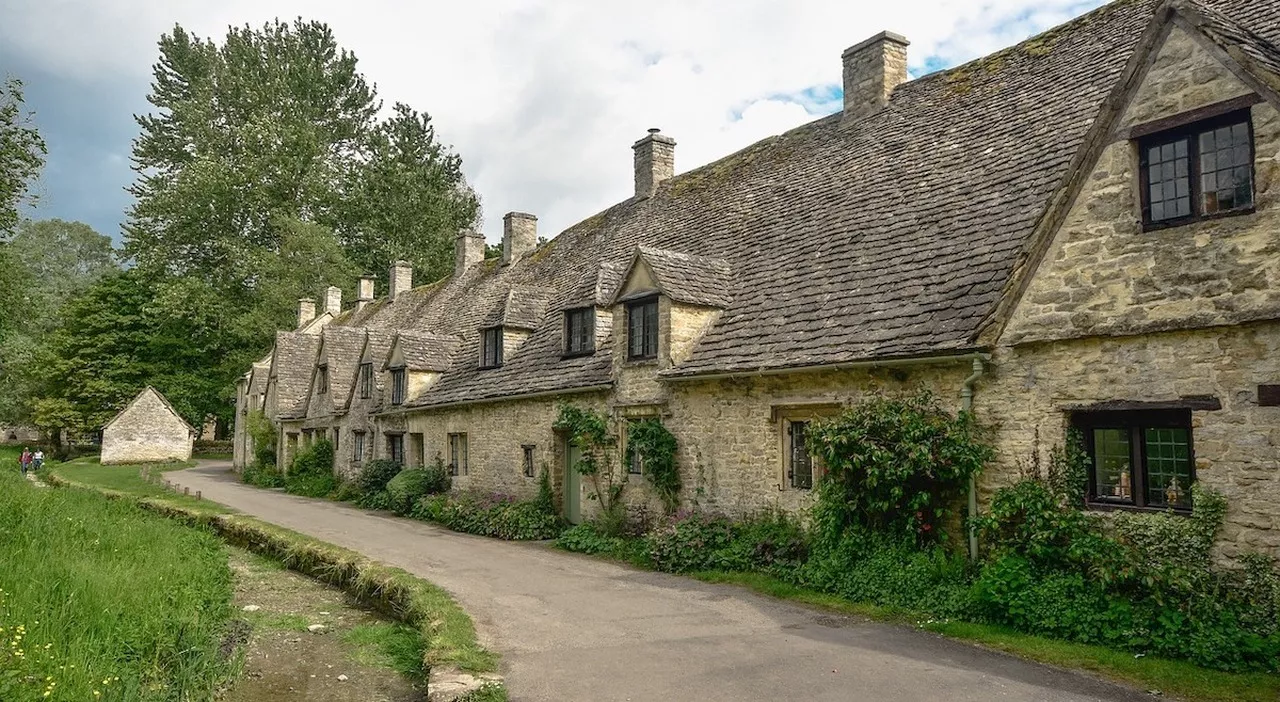 Bibury, nel villaggio inglese del XVI secolo, dove ci si sente dentro a una fiaba