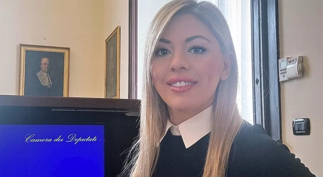 Maria Rosaria Boccia diffidata da un assessore: «Mi disse che era incinta, inseguito in auto a folle velocità»