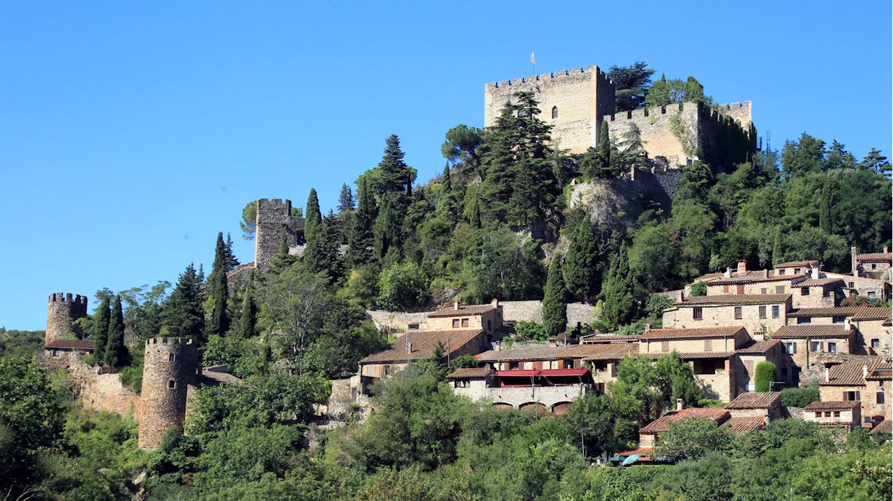 Incendie à Castelnou : menacé par les flammes, l’un des plus beaux villages de France évacué