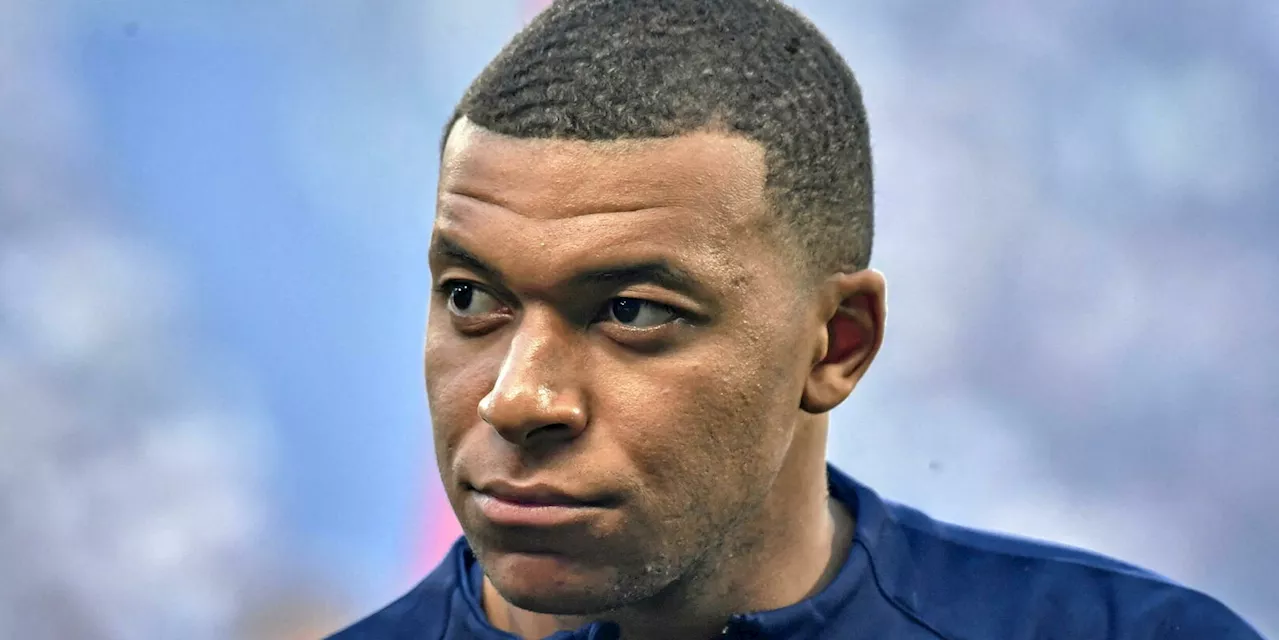 La Ligue de football professionnel demande au PSG de verser 55 millions d’euros à Mbappé