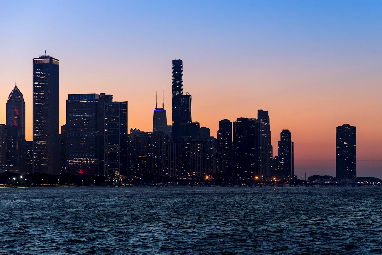 Chicago to see final 7 p.m. sunset this weekend as time change approaches