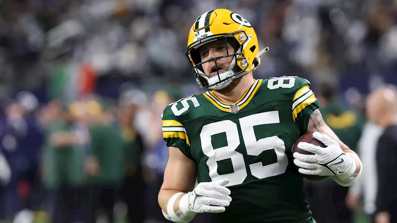 Packers' Tucker Kraft Critical of Brazil Playing Field, Ready to Run vs. Colts