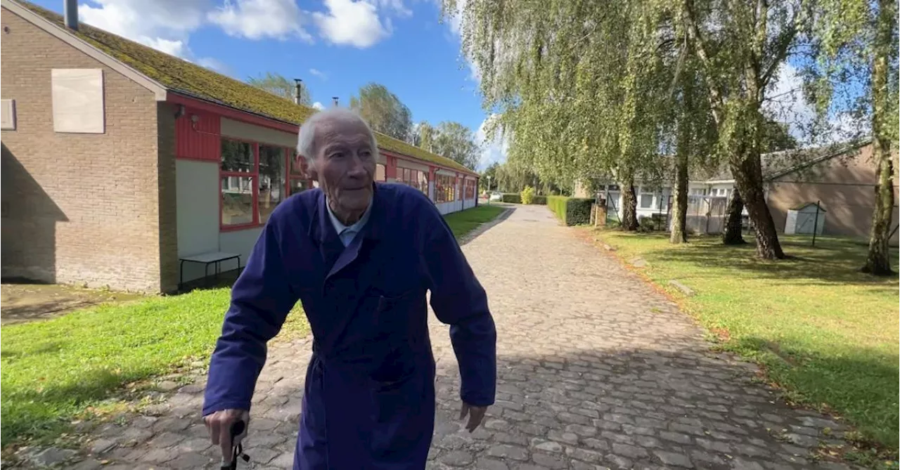 Un bureau de vote difficile d’accès à Comines : André Sieuw, 95 ans, alerte sur les réels dangers de chute