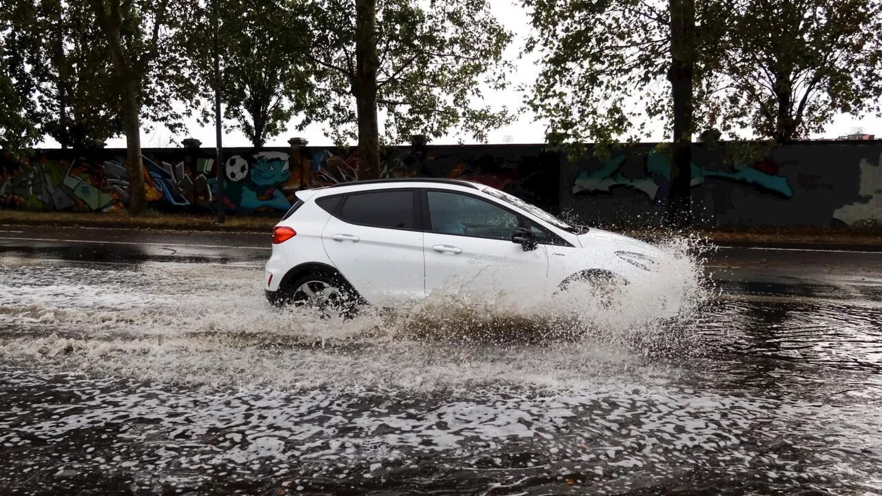 Maltempo sull'Italia, allerta arancione e gialla: dove arrivano temporali e freddo