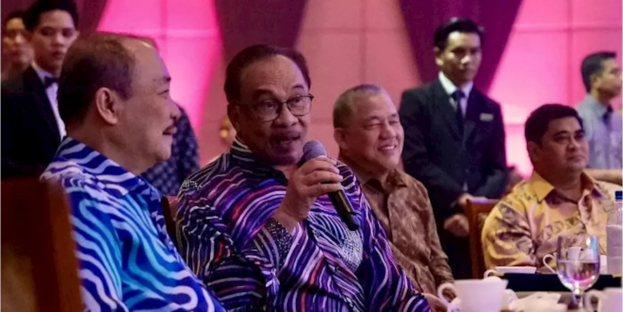 Alunan muzik Azizah tarik perhatian Perdana Menteri