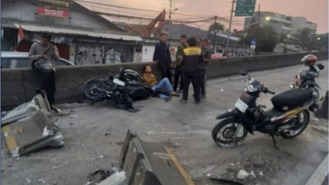 Tiga Motor Kecelakaan di Fly Over Pesing, Arus Lalu Lintas Ditutup Sementara