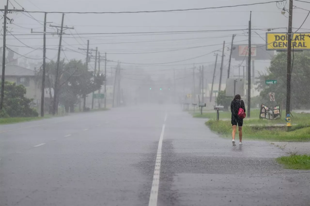 Francine Makes Landfall in Louisiana as Powerful Category 2 Hurricane