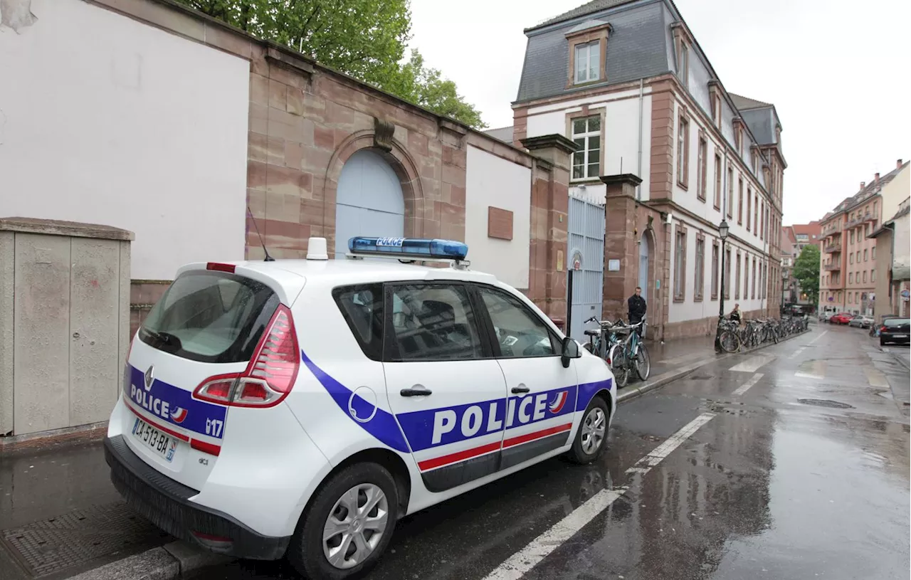 Un lycéen menacé sa professeur et diffusait des apologie terroriste