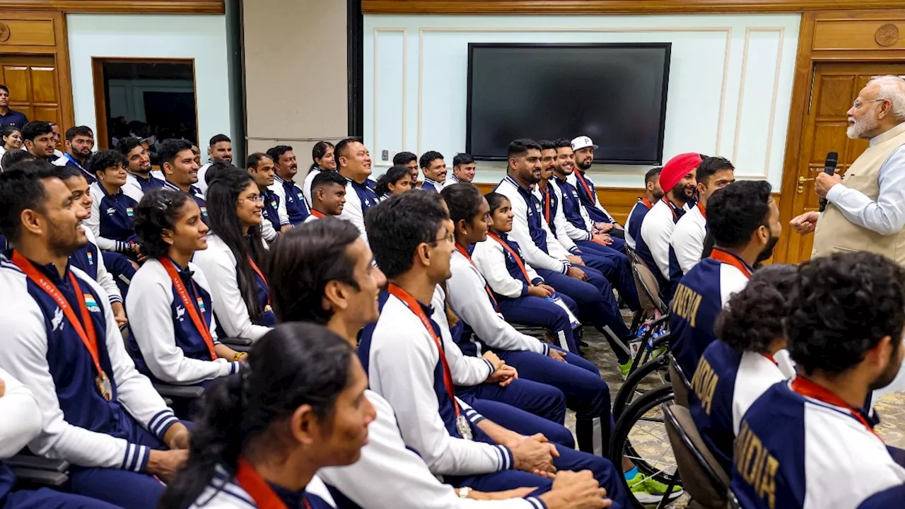 PM Modi Paralympics Players Meeting: पीएम नरेंद्र मोदी ने पेर‍िस पैरालंप‍िक के 2 ख‍िलाड़‍ियों की वायरल REEL की तारीफ में क्या कहा? देखें मेडलवीरों से मुलाकात का फुल वीडियो