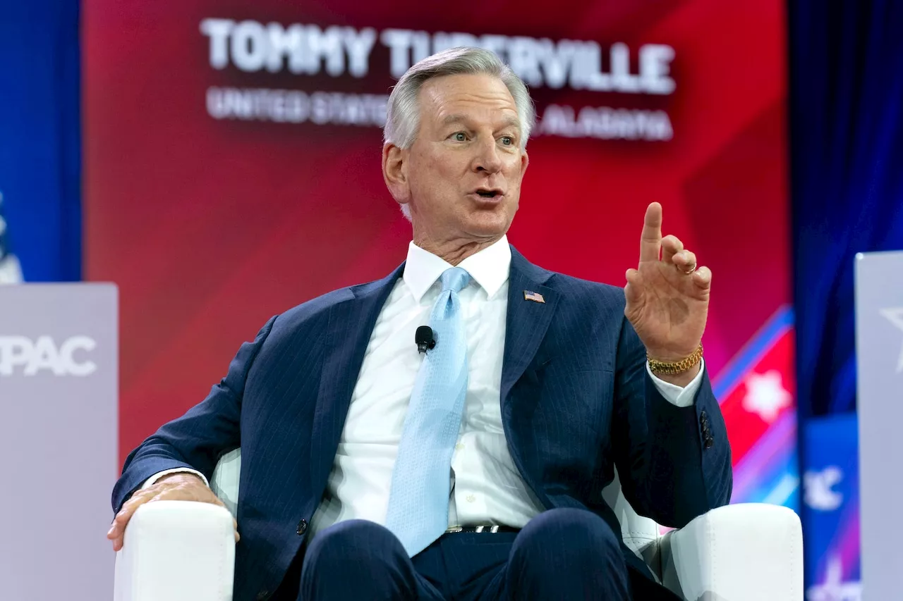 Tuberville slams Mayorkas for Haitian refugee program: ‘American lives and property are at risk’