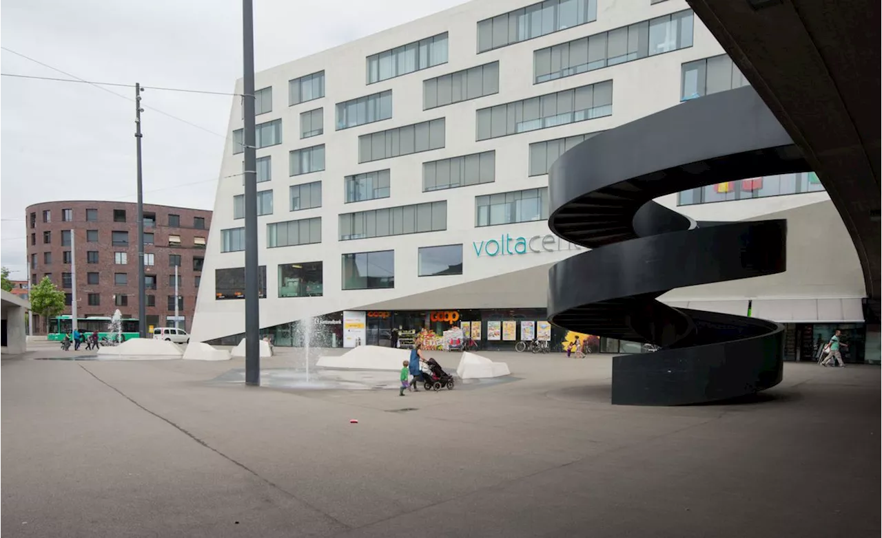 Vogesenplatz in Basel: BVD stellt zwölf Pflanzentröge auf