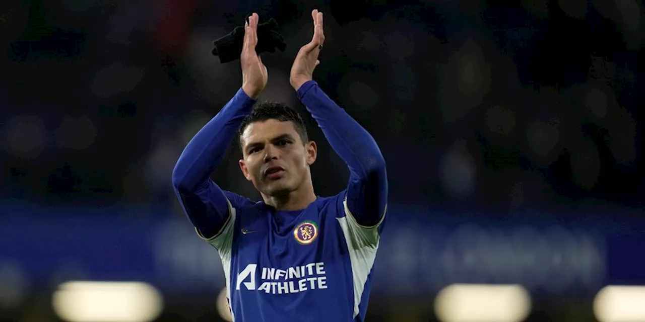 William Gallas Keheranan Chelsea Lepaskan Thiago Silva Tanpa Pengganti