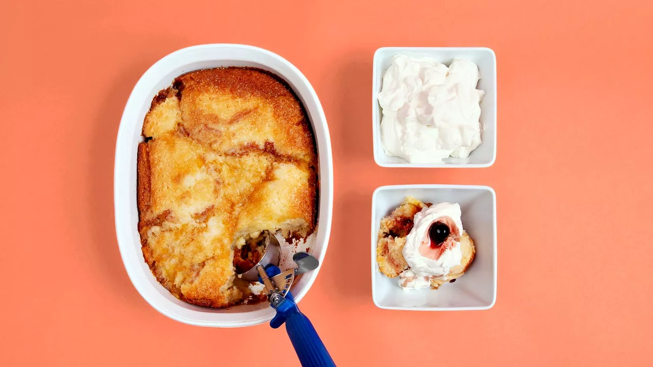 Barbs B Q's Unique Upside-Down Cake-Cobbler Hybrid Is A Deliciously Nostalgic Treat