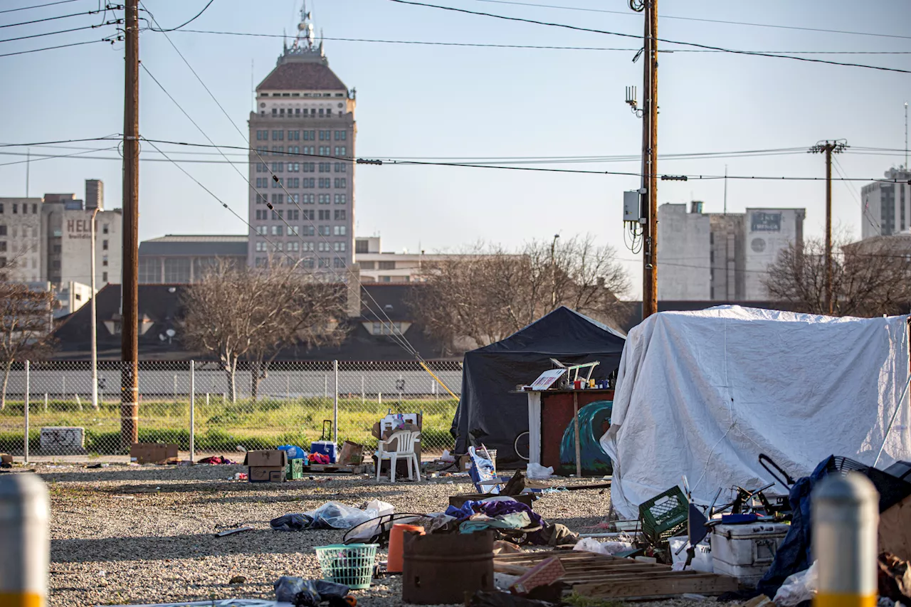 Ciudades de California intensifican la represión contra los campamentos de personas sin hogar