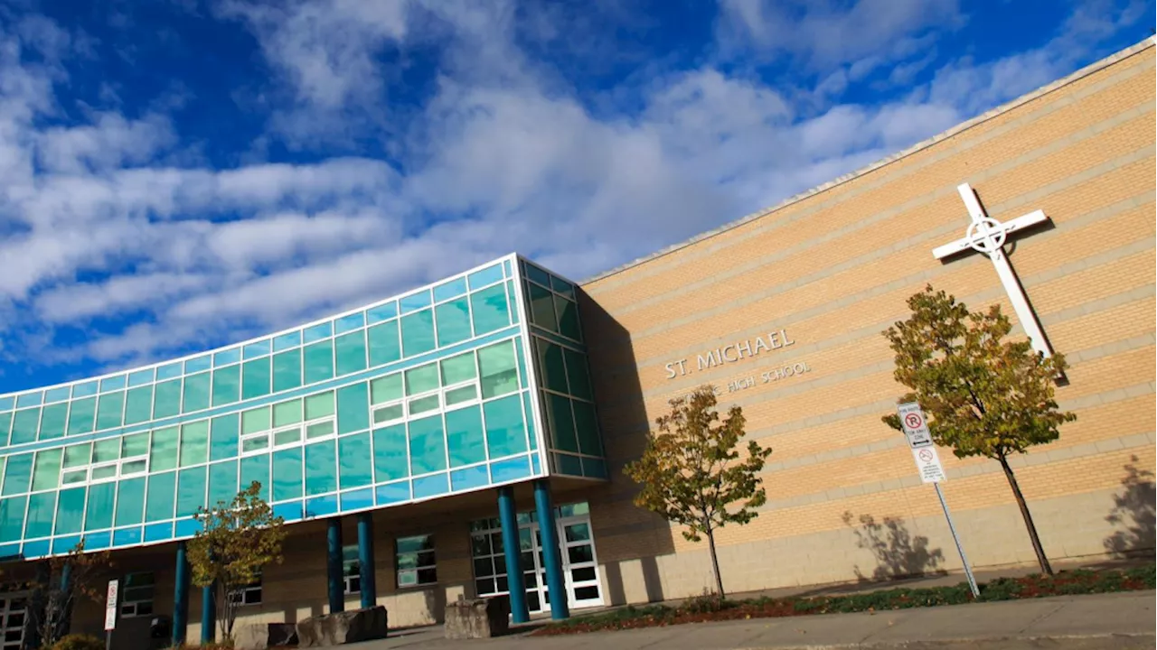 Lockdown lifted at eastern Ontario high school following 'threatening message', investigation continues