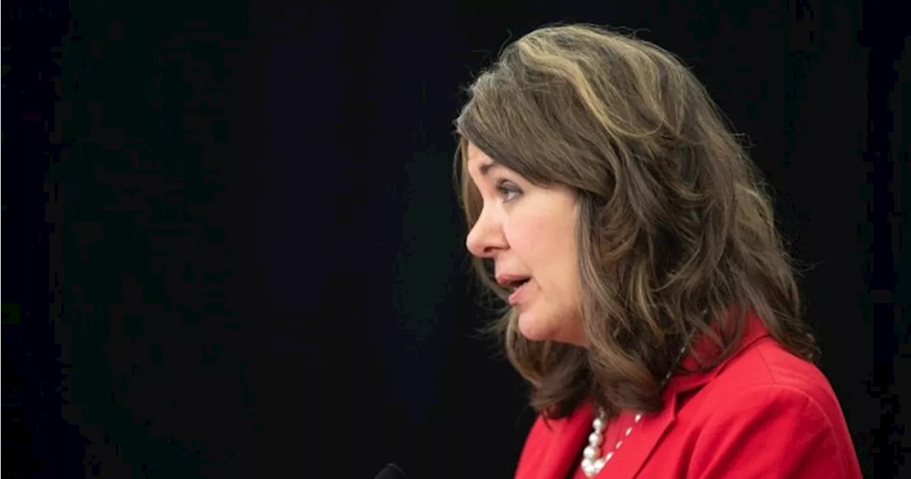 Premier Danielle Smith praises jury system after Coutts protest verdict in Alberta