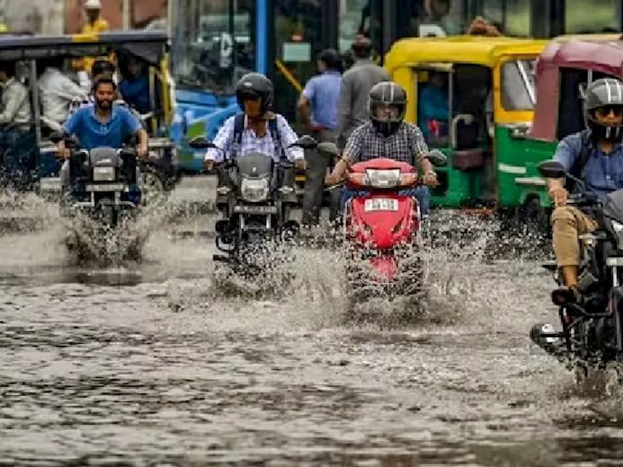 2000 करोड़ का ‘Mission Mausam’, अब आंधी, तूफान और बाढ़ को ऐसे रोकेगी Technology