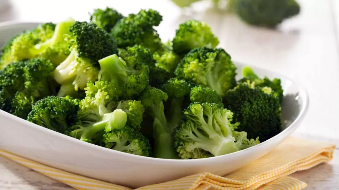 Broccoli Benefits: आज से ही खाना शुरू करें ब्रोकली, फायदे जानकर रह जाएंगे हैरान