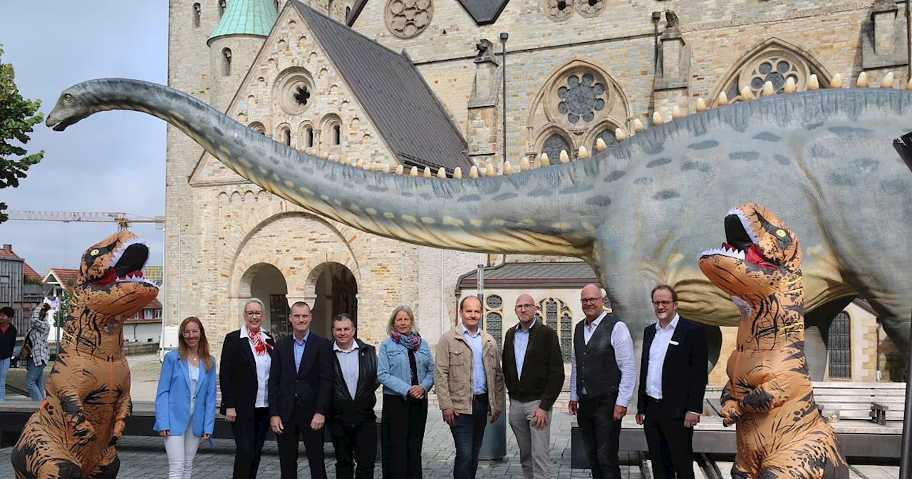 Paderborn wird zu „Dinoborn“: Die Urzeit-Giganten sind los