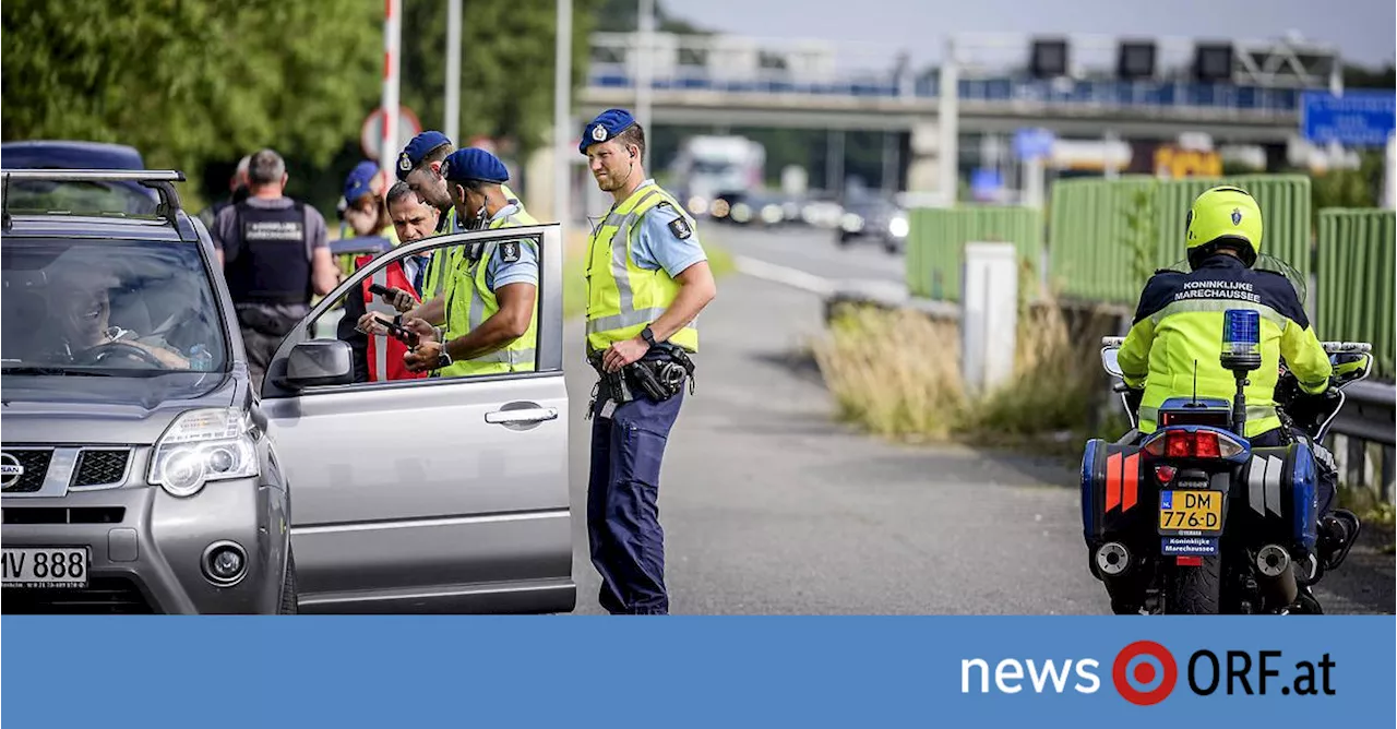 Niederlande wollen Notstand ausrufen, um Asylbewerber-Einreise zu begrenzen