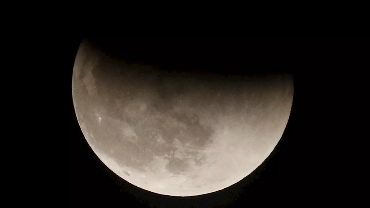 Super Harvest Moon Lunar Eclipse To Be Visible Across Americas, Europe And Africa