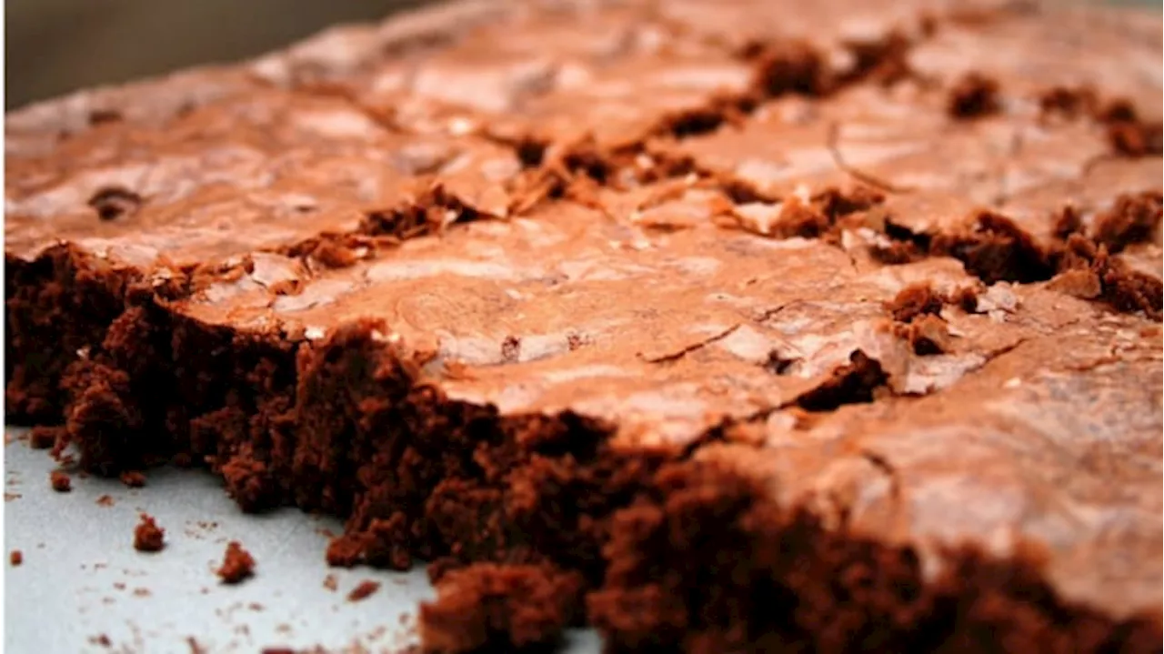 Resep Fudgy Brownies Garing dan Lembut yang Bikin Ketagihan!