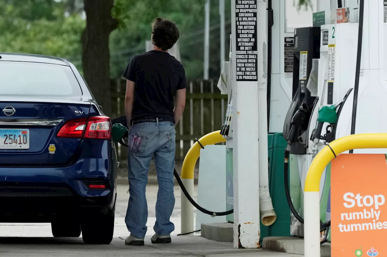 Gas prices in Canada drop to lowest national average since February