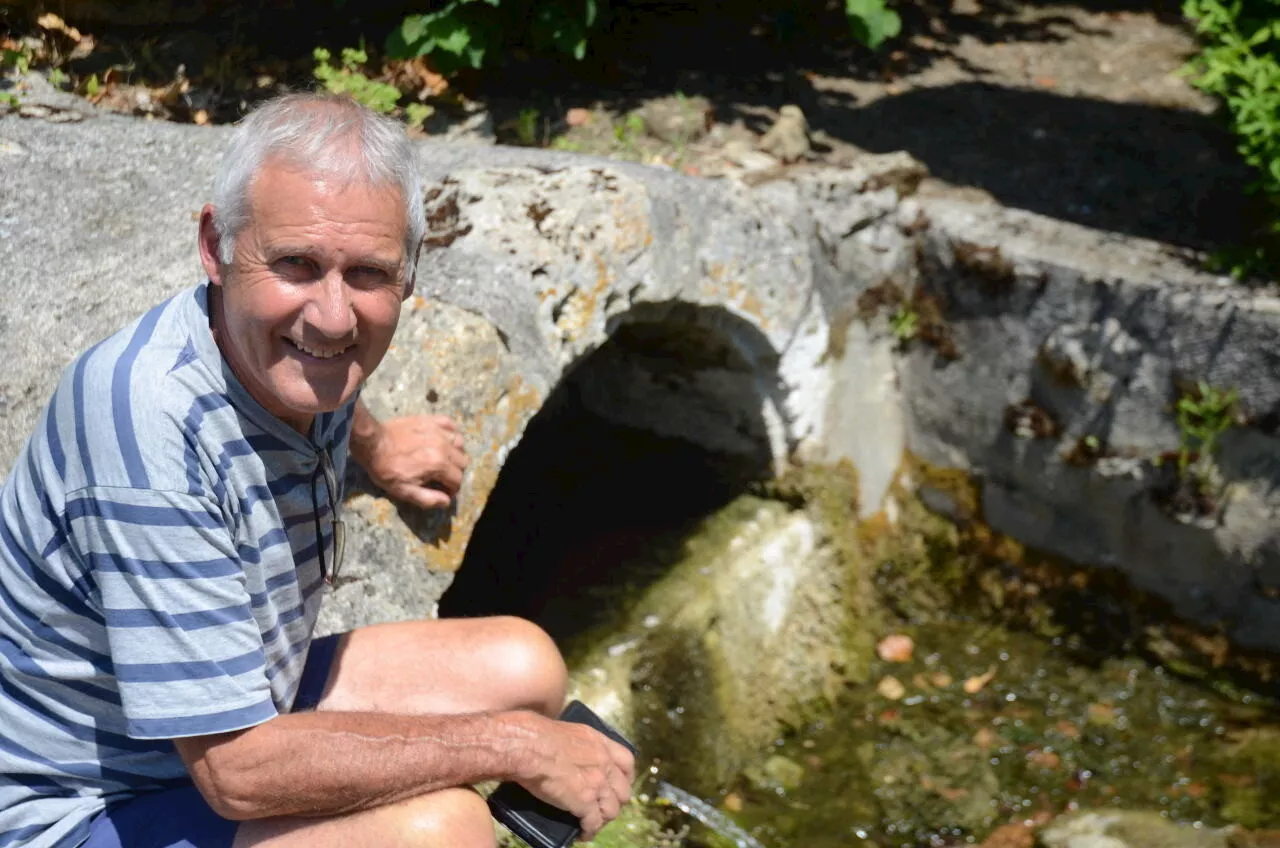 Cette fontaine légendaire appartient aux habitants d'un petit bourg du Sud-Ouest