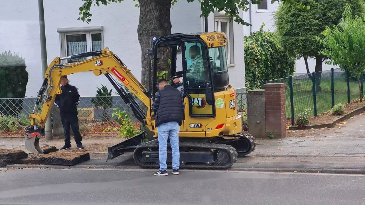 Hochheim: Nach Streit mit Chef – Bauarbeiter reißen fertige Straße wieder auf