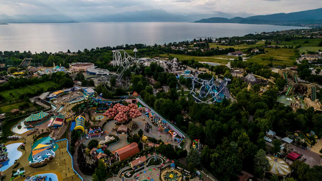 Tausende Mücken greifen Besucher im Freizeitpark an