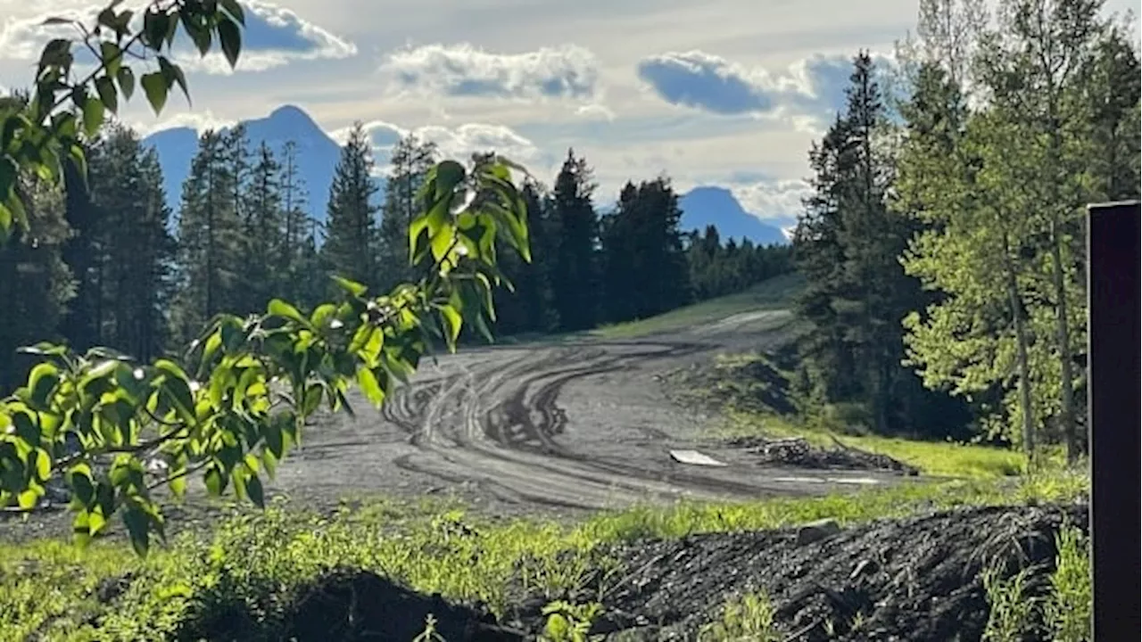 Crowsnest Pass residents to vote on Grassy Mountain coal project