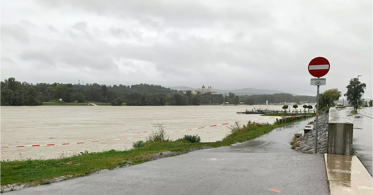 Unwetter in Ost-Österreich: Zahlreiche Sturmeinsätze, erste Evakuierungen und ein Verletzter