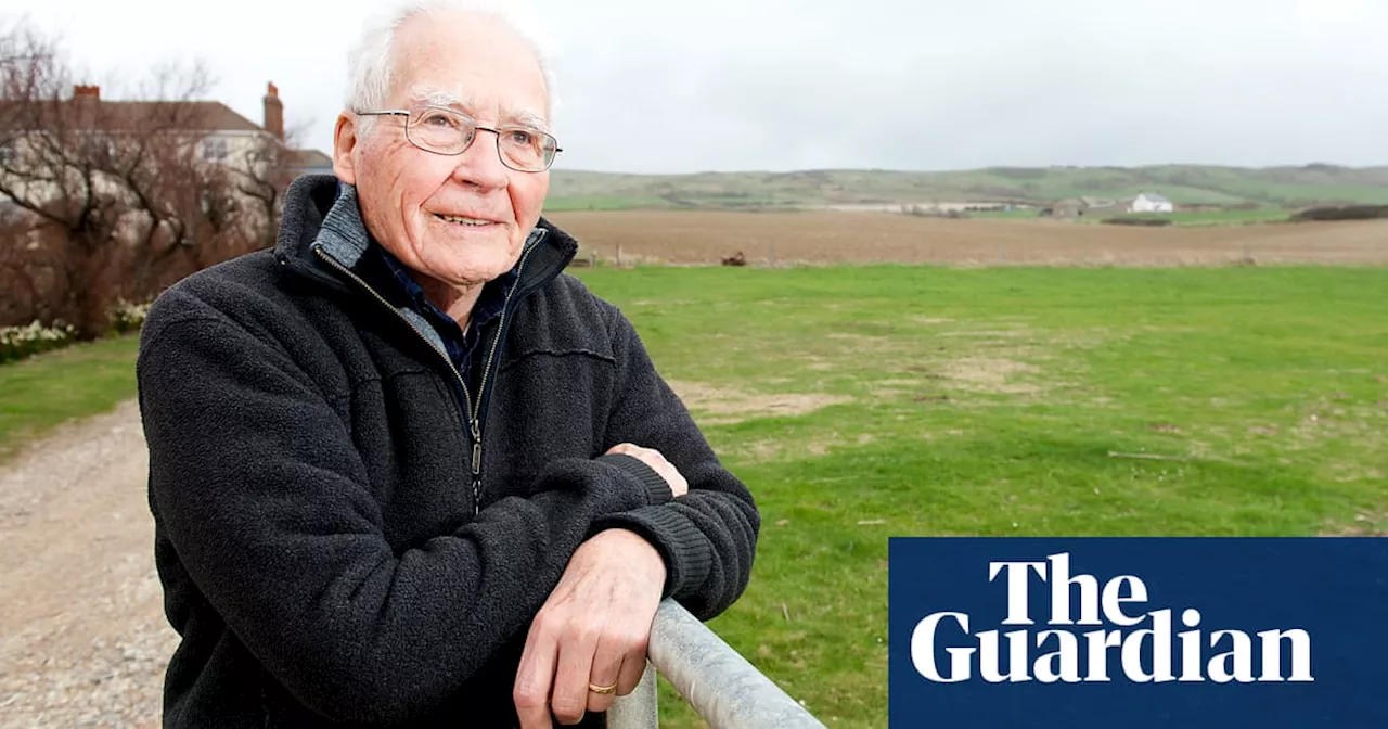 The Many Lives of James Lovelock by Jonathan Watts